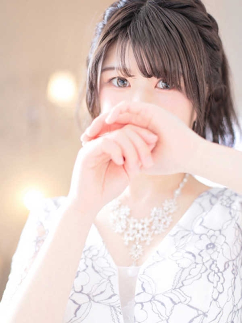 ゴールドクィーン 藍色そら